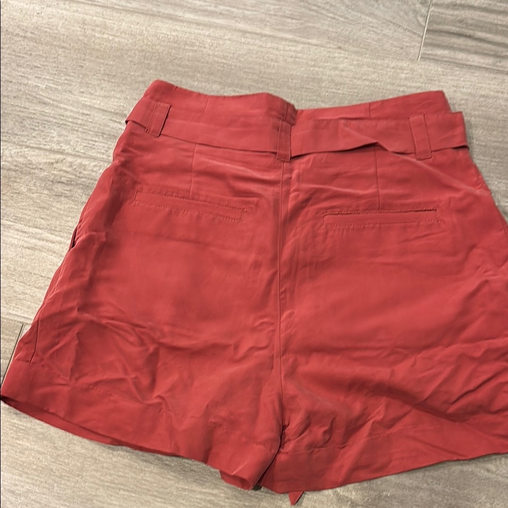 H&M Red High Waist Shorts Casual Fit - Picture 4 of 4